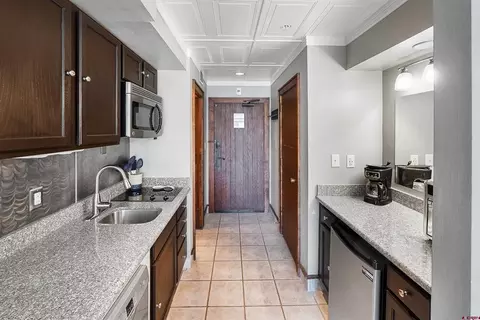 Kitchen - 314 N Tamarron Dr #232, Durango, CO 81301 photo 1 of 4