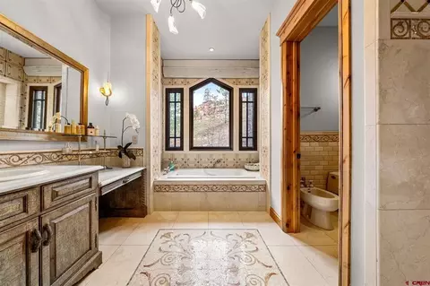 Bath - 376 Glacier Cliff Dr, Durango, CO 81301 photo 2 of 7