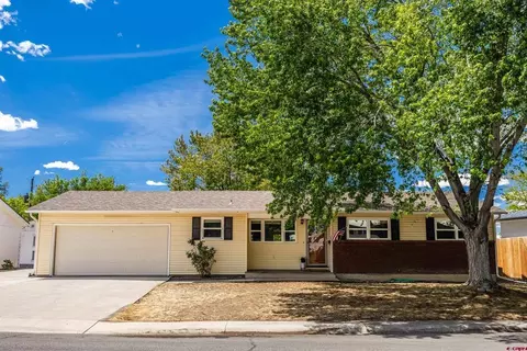 104 Duncan Pl, Montrose, CO 81401