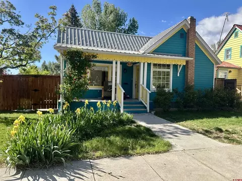 1127 S 3rd St, Montrose, CO 81401
