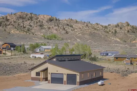 400 Columbine Rd, Gunnison, CO 81230