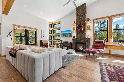 Living - 36 Engine Creek Ct, Durango, CO 81301 photo 2 of 4