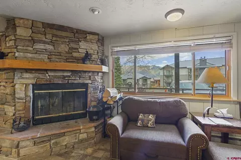 Living - 400 Sheol St #10 & 11, Durango, CO 81301 photo 2 of 4