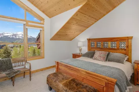 Bedroom - 9 Hunter Hill Rd #401, Crested Butte, CO 81225 photo 9 of 10