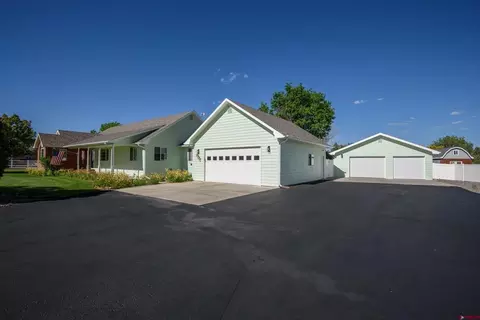 20691 Tulip Cir, Montrose, CO 81403