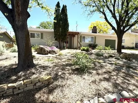 916 N Chestnut St, Cortez, CO 81321