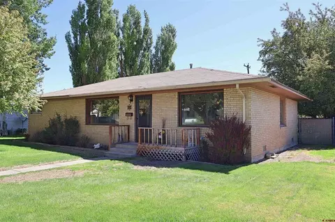96 El Rio Dr, Alamosa, CO 81101