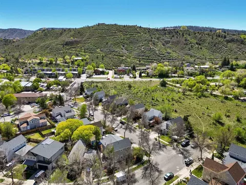 View/Area - 27 Miller Dr, Durango, CO 81301 photo 4 of 7