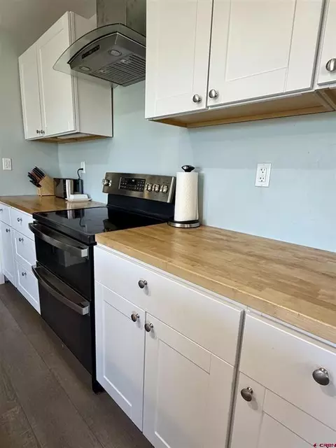 Kitchen - 630 County Road 311, Ignacio, CO 81137 photo 1 of 2
