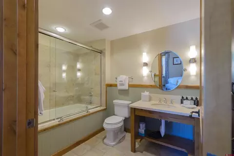Bath - 620 Gothic Rd #511, Crested Butte, CO 81225 photo 1 of 5