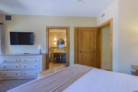 Bedroom - 620 Gothic Rd #511, Crested Butte, CO 81225 photo 3 of 3