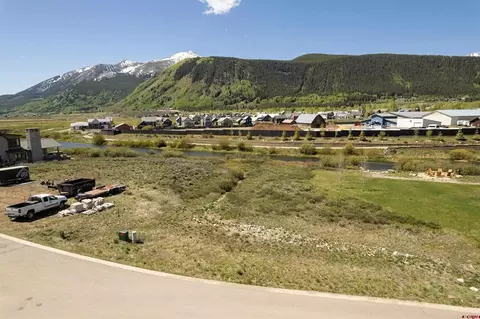 130 Pyramid Ave, Crested Butte, CO 81230