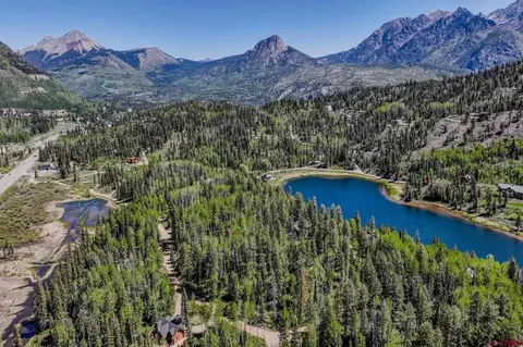 302 Beaver Cir, Durango, CO 81301