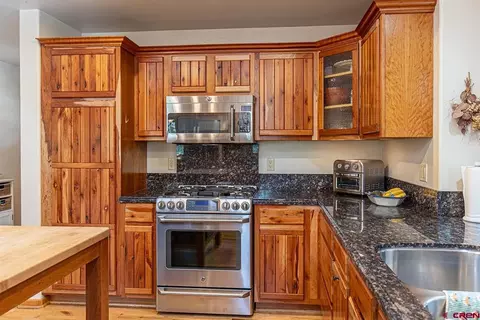 Kitchen - 94 Hidden Treasure Dr, Durango, CO 81301 photo 2 of 3