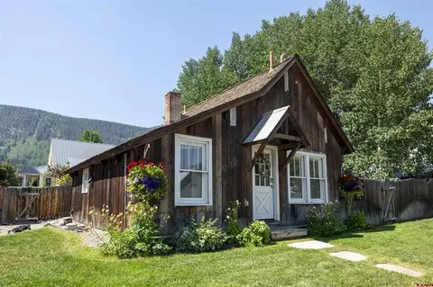 640 Elk Ave, Crested Butte, CO 81224