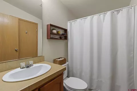 Bath - 21 Valley Trl, Durango, CO 81303 photo 4 of 4