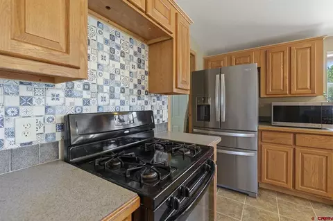 Kitchen - 21 Valley Trl, Durango, CO 81303 photo 5 of 5