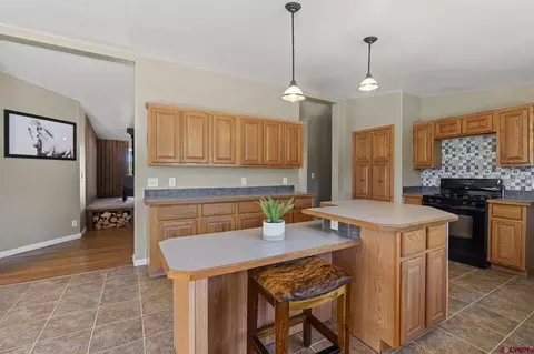 Kitchen - 21 Valley Trl, Durango, CO 81303 photo 3 of 5