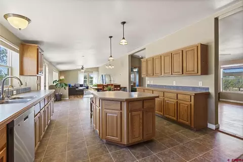 Kitchen - 21 Valley Trl, Durango, CO 81303 photo 4 of 5
