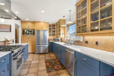 Kitchen - 18 Animas Pl, Durango, CO 81301 photo 3 of 6