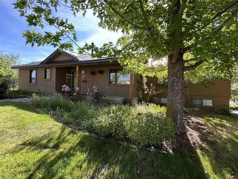 18 Animas Pl, Durango, CO 81301