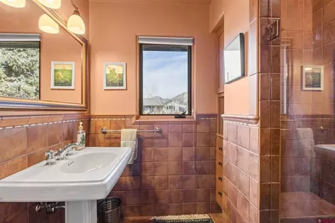 Bath - 18 Animas Pl, Durango, CO 81301 photo 2 of 3