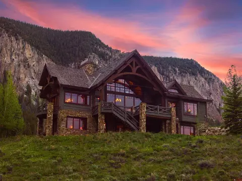 969 Skyland Dr, Crested Butte, CO 81224