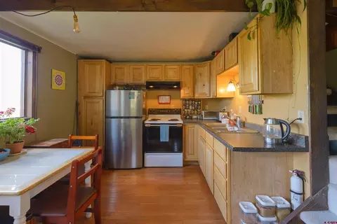 Kitchen - 31 Castle Rd #6, Crested Butte, CO 81225 photo 2 of 2