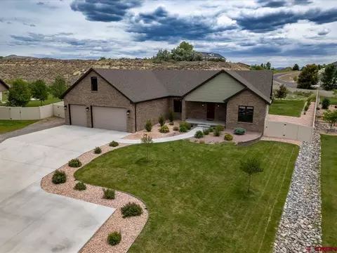 2017 Constitution Loop, Montrose, CO 81401