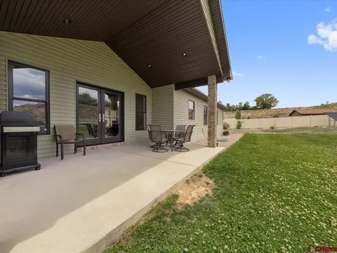 Exterior - 2017 Constitution Loop, Montrose, CO 81401 photo 2 of 2