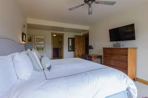 Bedroom - 14 Hunter Hill Rd #C-102, Crested Butte, CO 81225 photo 4 of 8