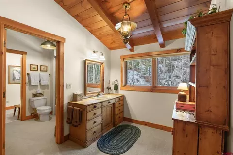 Bath - 102 Meadowview Dr, Durango, CO 81301 photo 5 of 6