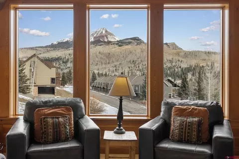 Living - 102 Meadowview Dr, Durango, CO 81301 photo 4 of 4