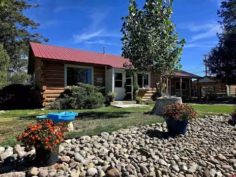 610 Hermosa St, Del Norte, CO 81132