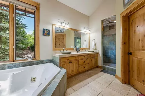 Bath - 696 Irongate Way, Durango, CO 81301 photo 2 of 7