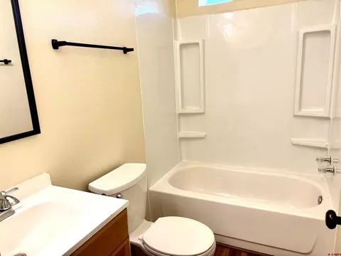 Bath - 2400 Arroyo Dr # 23, Durango, CO 81301 photo 1 of 2