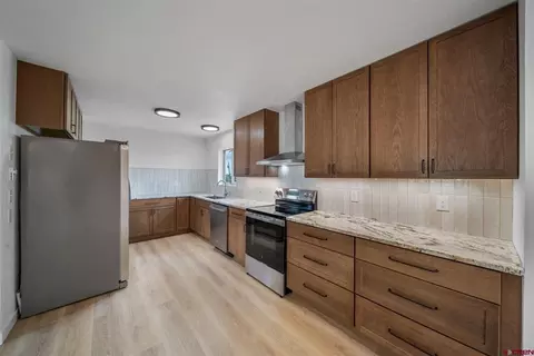 Kitchen - 2011 Rolling Rd, Cortez, CO 81321 photo 1 of 3