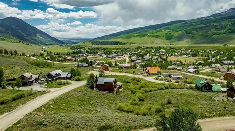 1759 Bryant Ave, Crested Butte, CO 81224