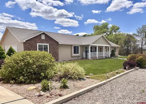 1675 P Rd, Loma, CO 81524
