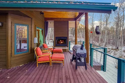 Exterior - 160 Winterhawk Dr, Durango, CO 81301 photo 6 of 8