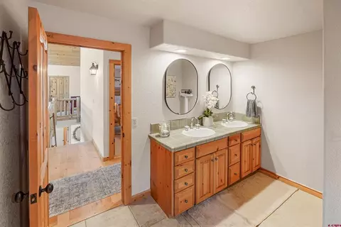 Bath - 160 Winterhawk Dr, Durango, CO 81301 photo 4 of 5