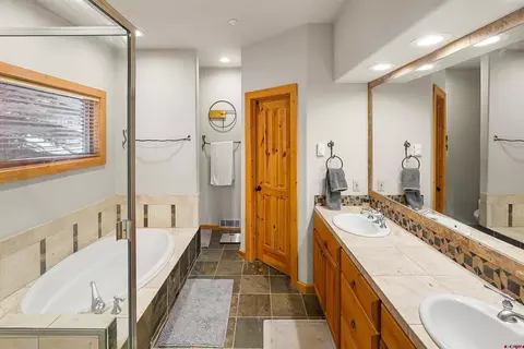 Bath - 160 Winterhawk Dr, Durango, CO 81301 photo 1 of 5