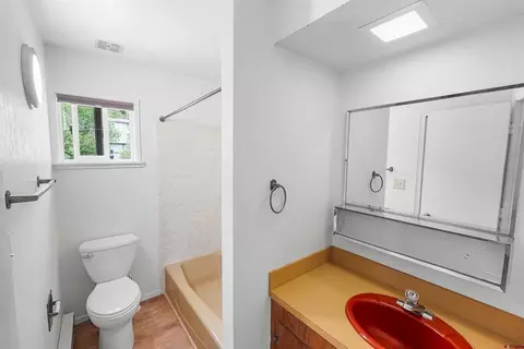 Bath - 3226 W 4th Ave, Durango, CO 81301 photo 2 of 3