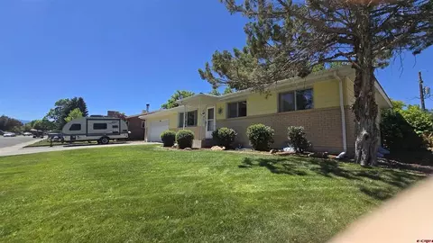 1408 Bristol Dr, Montrose, CO 81401