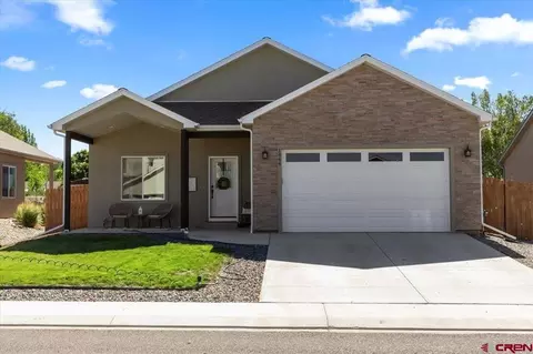 1444 Weminuche Ave, Montrose, CO 81401