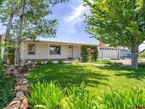 1256 Corral Dr, Montrose, CO 81401