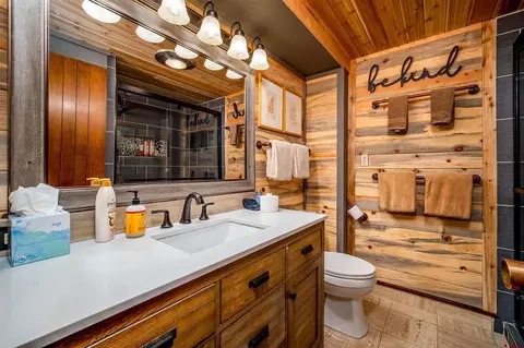 Bath - 314 N Tamarron Dr #340, Durango, CO 81301 photo 1 of 2