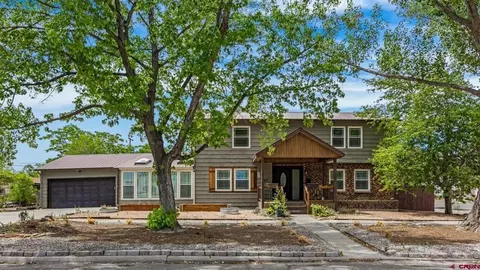 445 N 4th St, Montrose, CO 81401
