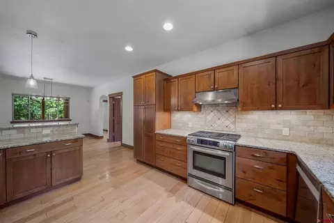 Kitchen - 94 Cave Basin Ct, Durango, CO 81301 photo 2 of 2