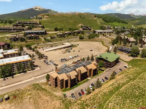 Exterior - 25 Emmons Rd #41, Crested Butte, CO 81225 photo 10 of 11